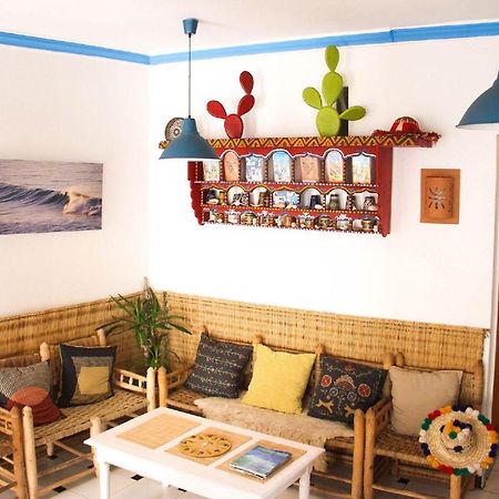 Ifni Surf Hostal Сиди-Ифни Экстерьер фото