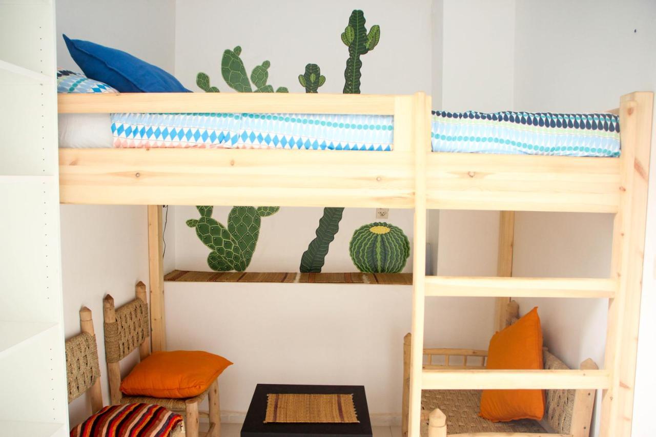 Ifni Surf Hostal Сиди-Ифни Экстерьер фото